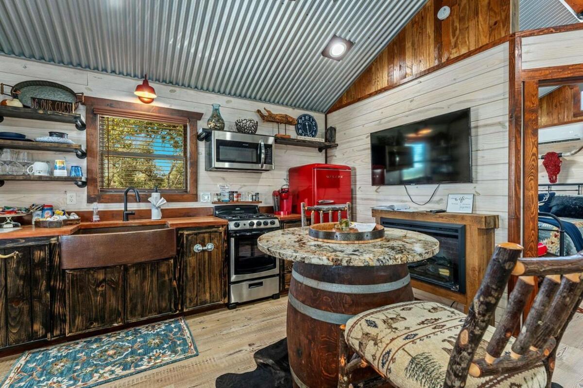 Rockin' R - Morning Star Cabin フレデリックスバーグ エクステリア 写真
