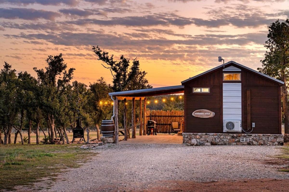 Rockin' R - Morning Star Cabin フレデリックスバーグ エクステリア 写真