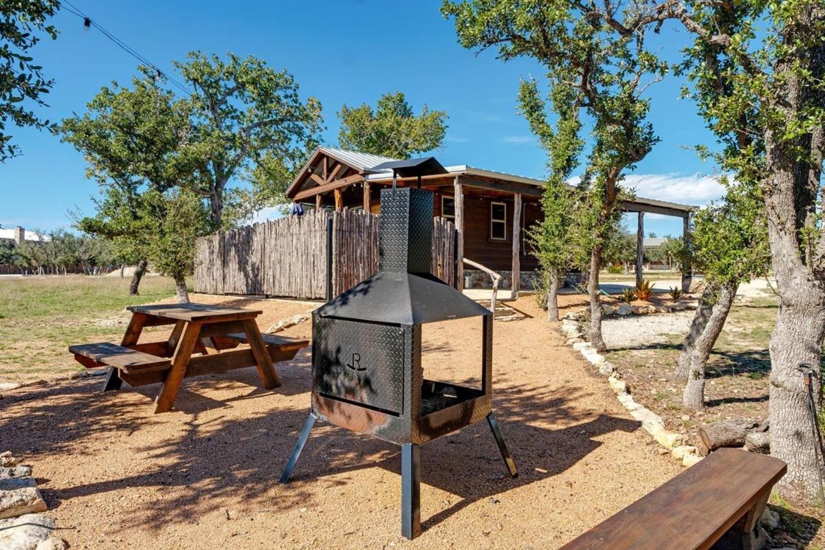 Rockin' R - Morning Star Cabin フレデリックスバーグ エクステリア 写真