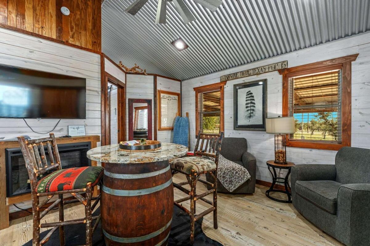 Rockin' R - Morning Star Cabin フレデリックスバーグ エクステリア 写真